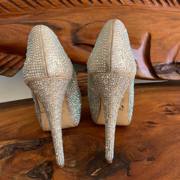 Steve Madden Rhinestone Pumps - Picture 8 of 12